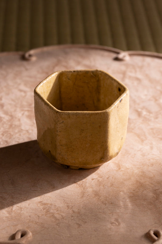 Hexagonal Sake cup, Kiseto type